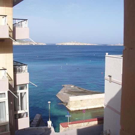 Апартаменти The Sea Across The Road - Flat 4 Сент-Полс-Бей Екстер'єр фото